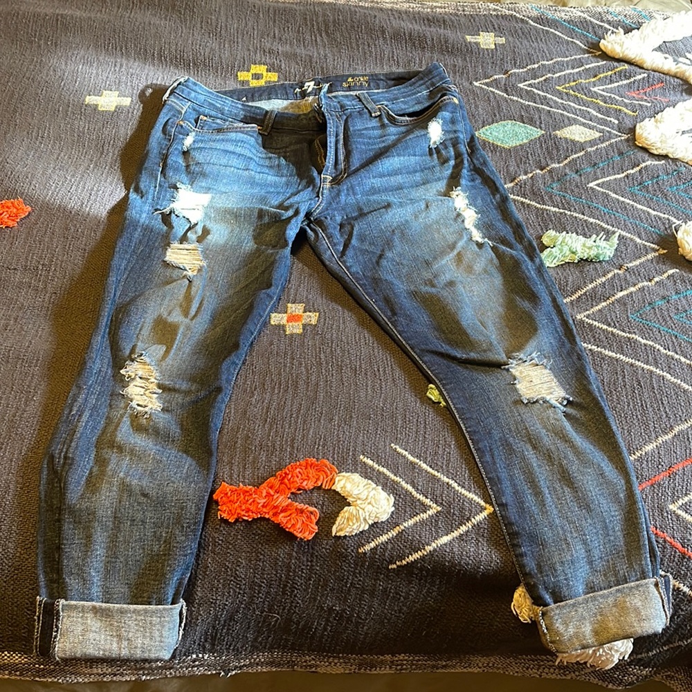 7 for all mankind: the ankle skinny denim jeans. Distressed. Size 32.